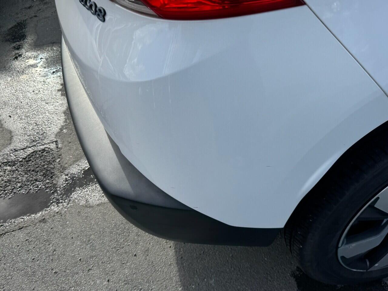 Peugeot 2008 view 20