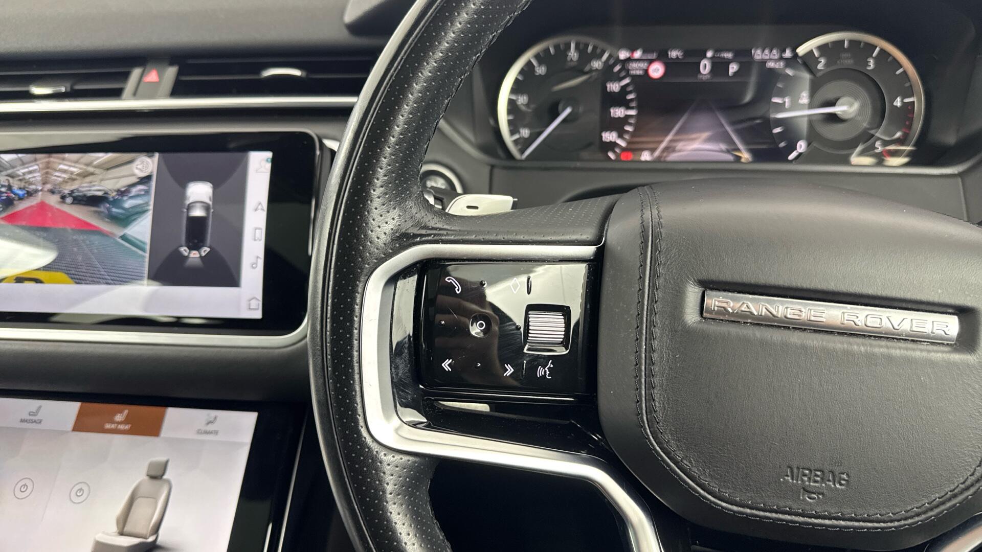 Land Rover Range Rover Velar view 43