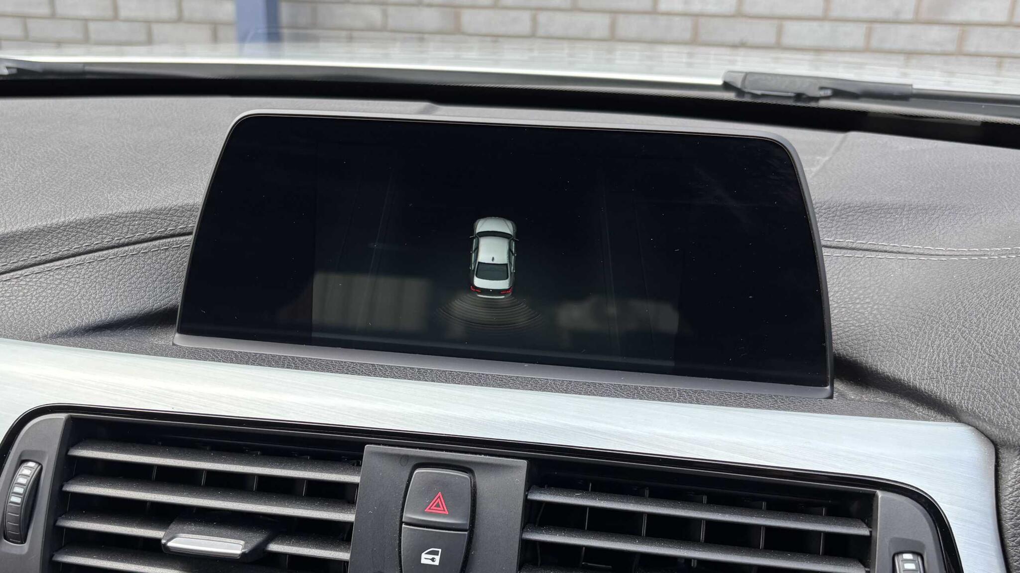 BMW 3 Series view 36