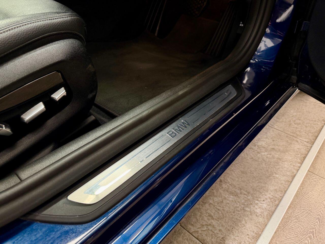 BMW 5 Series view 27