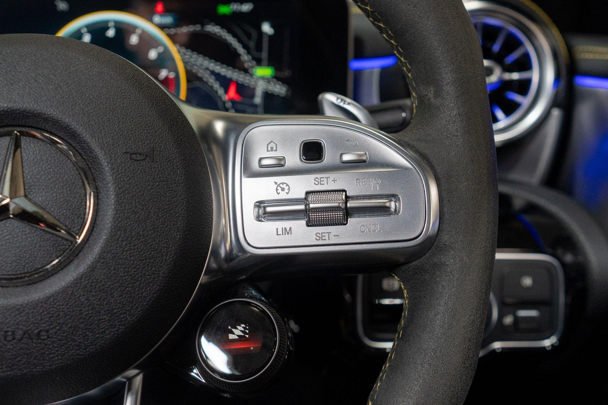 Mercedes-Benz A-Class view 32