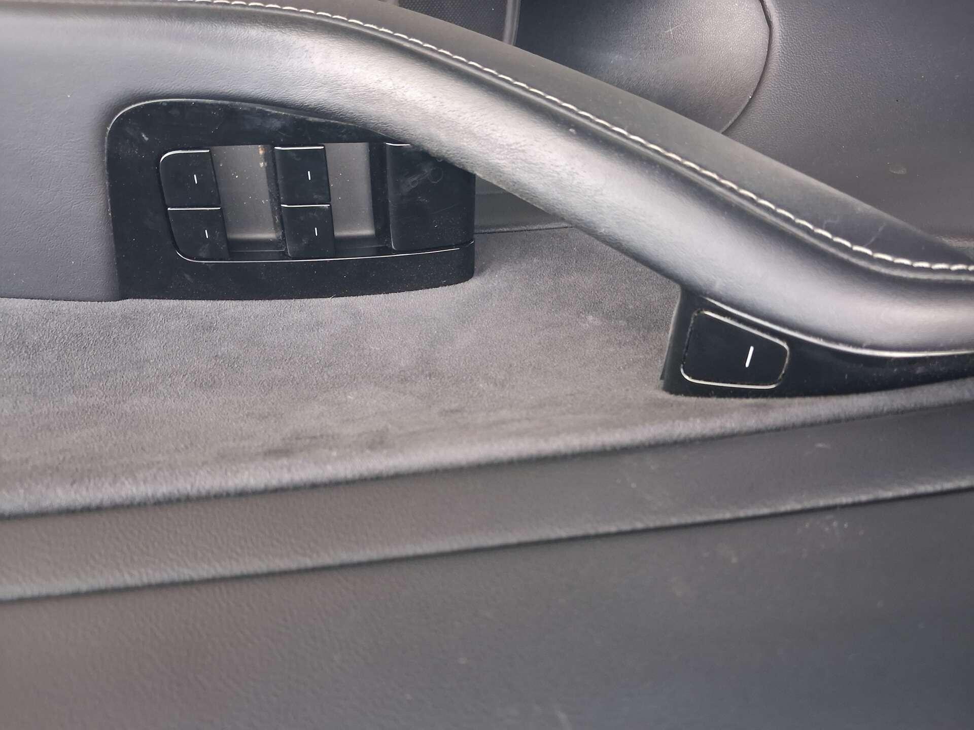 Tesla Model 3 view 27