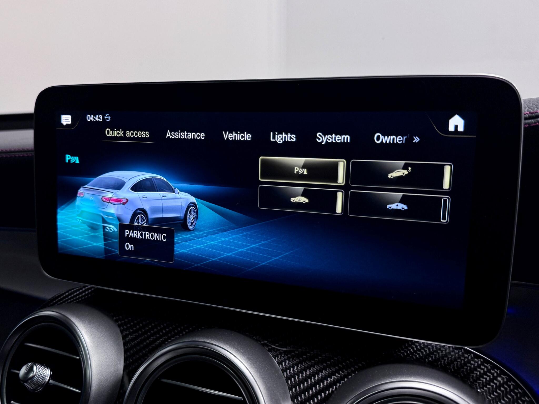 Mercedes-Benz GLC view 46