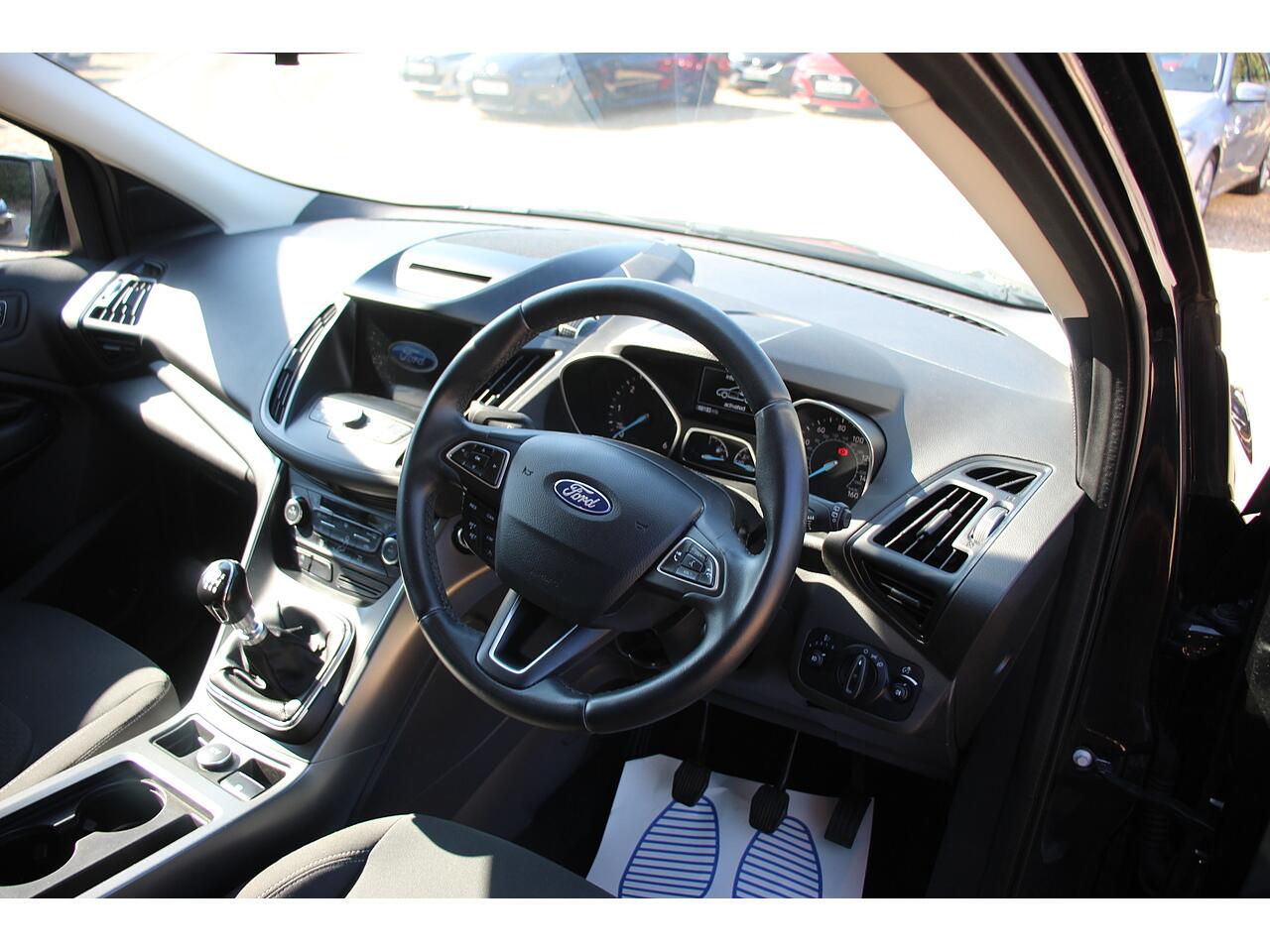 Ford Kuga view 13