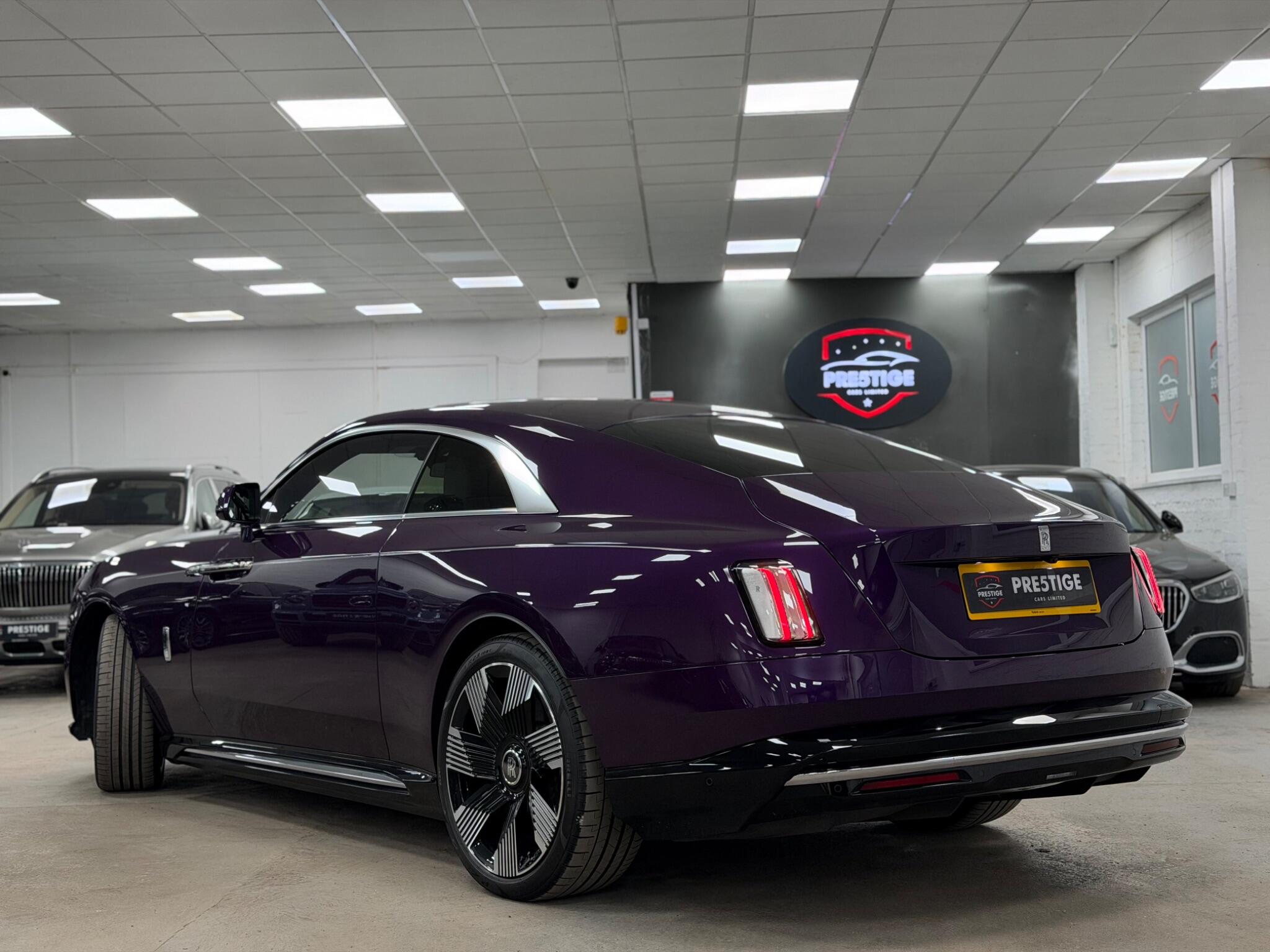 Rolls-Royce Spectre view 71