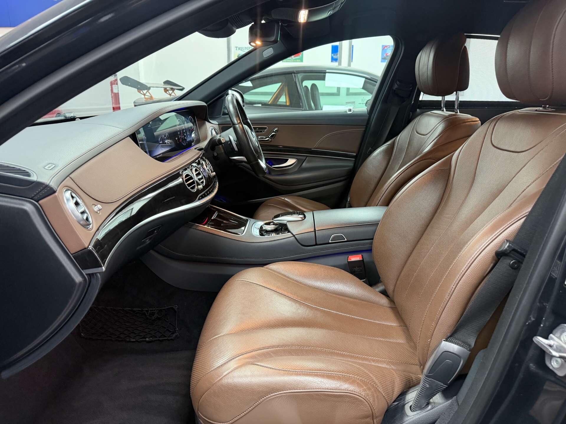 Mercedes-Benz S-Class view 30