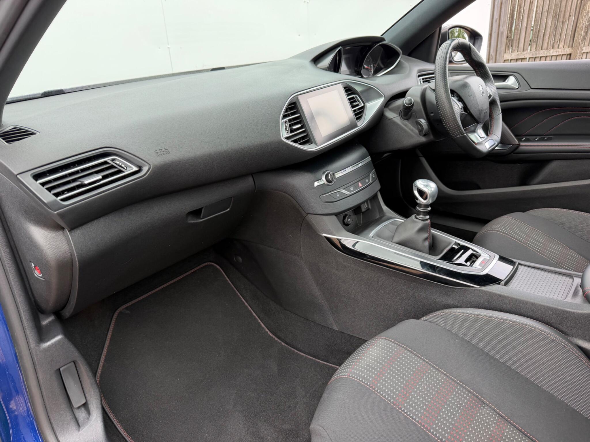 Peugeot 308 view 21