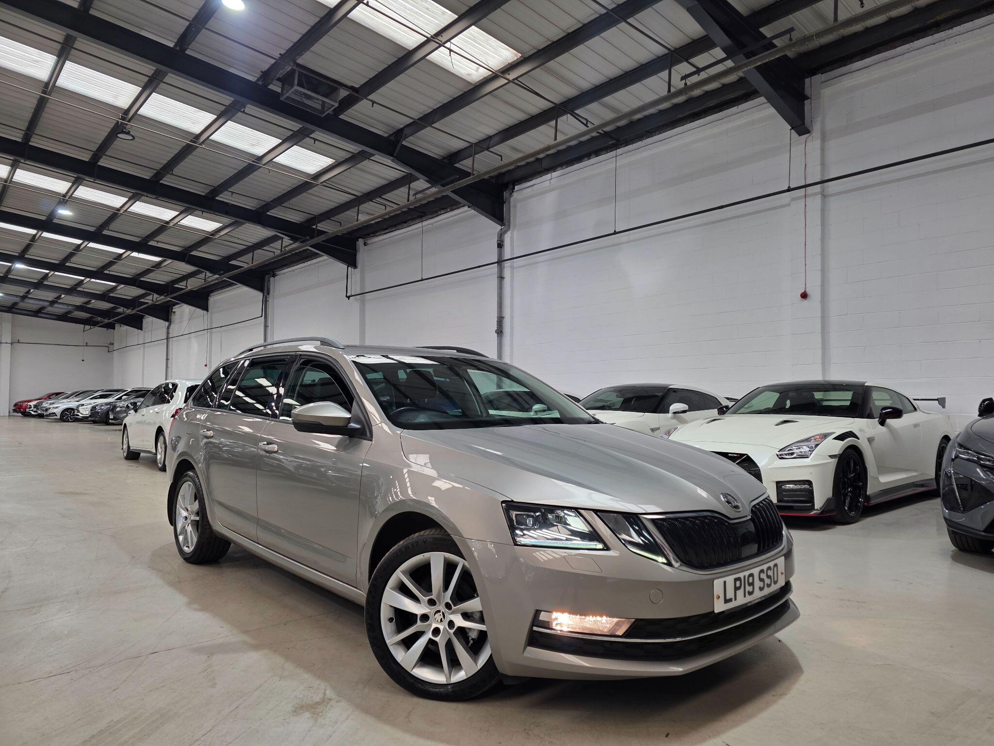 Skoda Octavia view 3