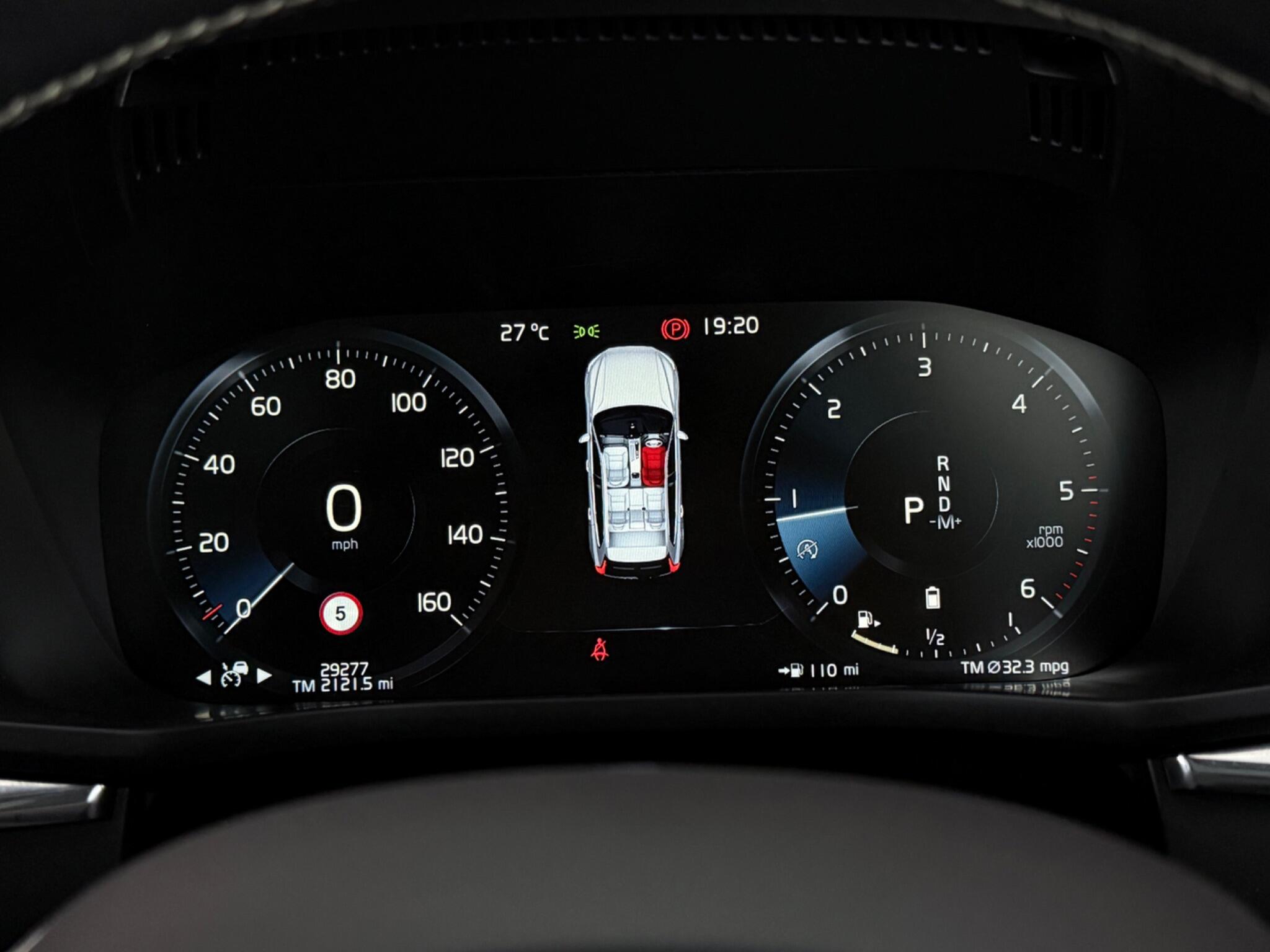 Volvo XC60 view 16