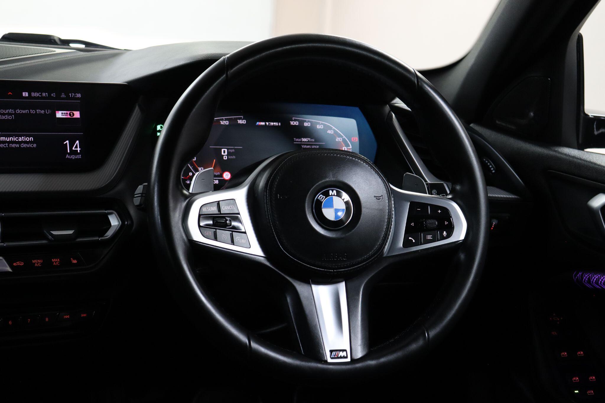 BMW 1 Series view 49