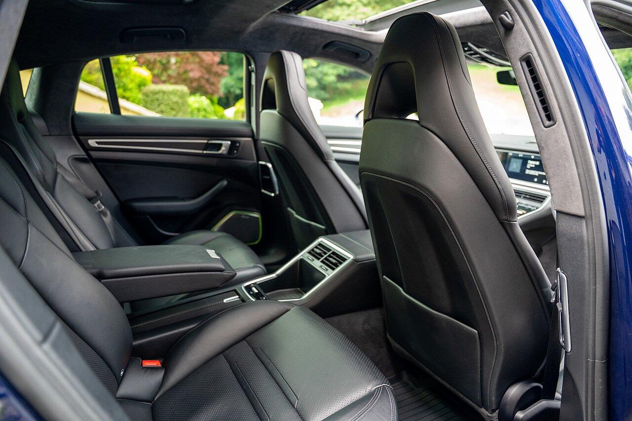 Porsche Panamera view 52
