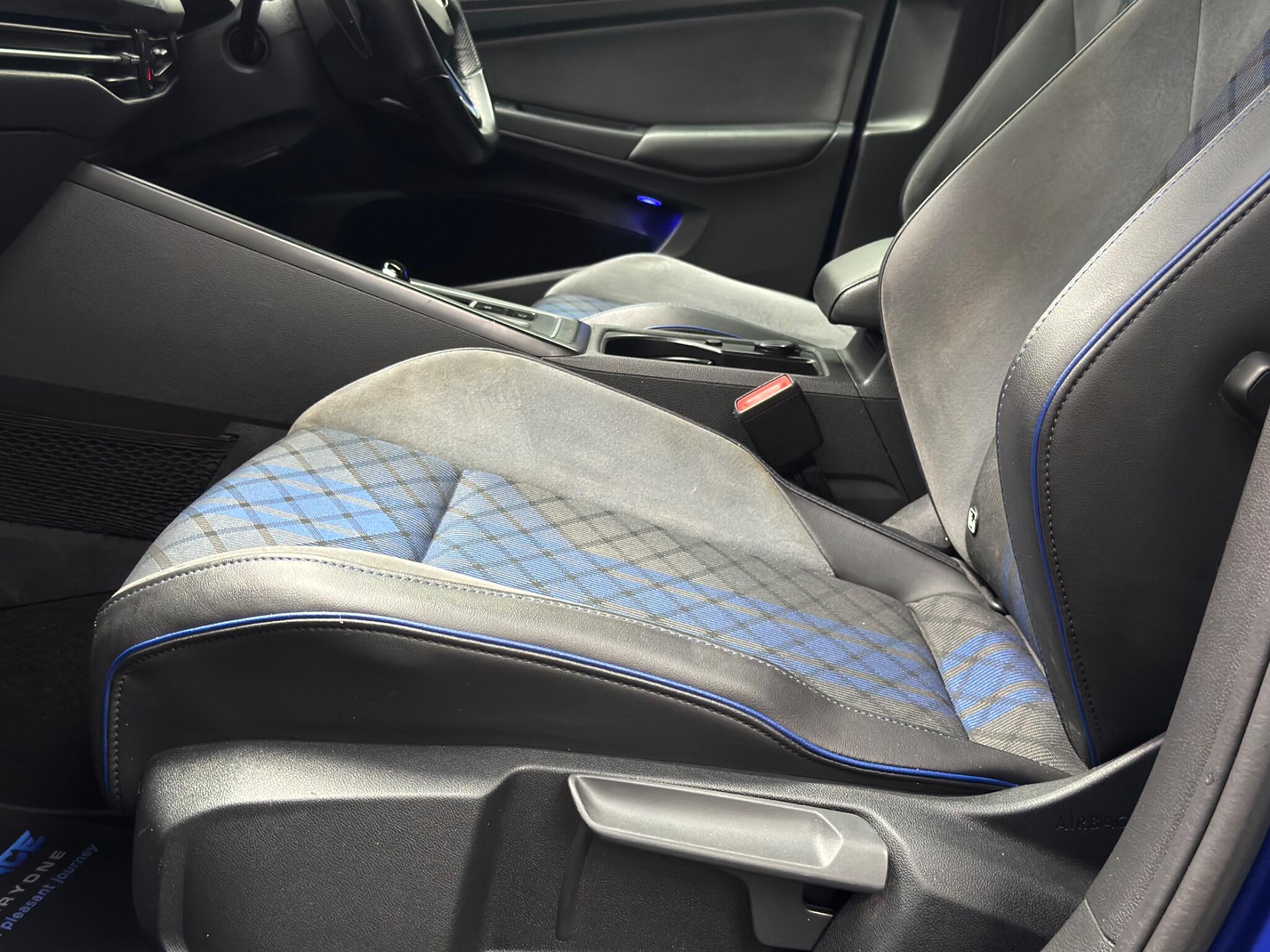Volkswagen Golf view 56