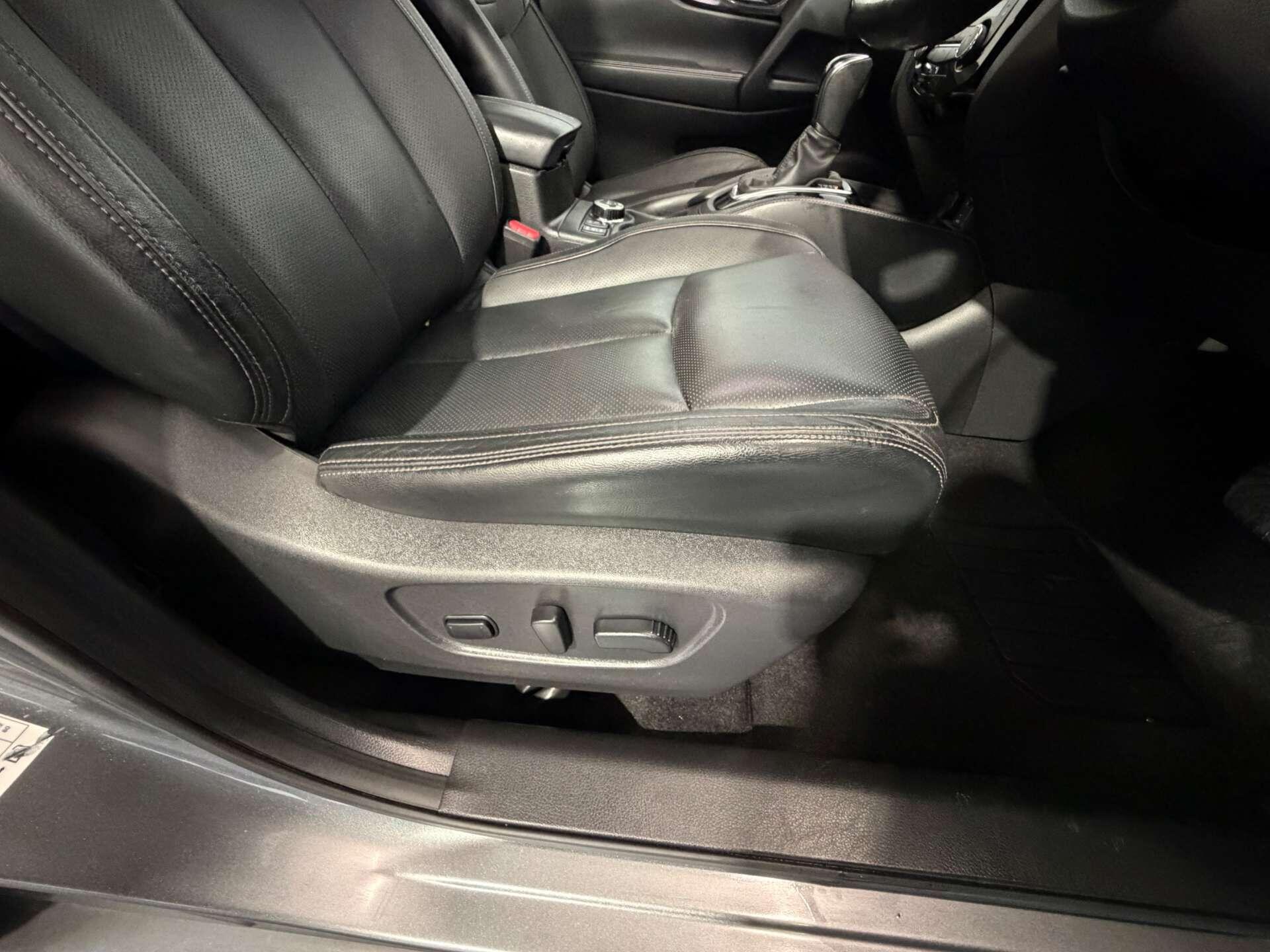 Nissan X-Trail view 23