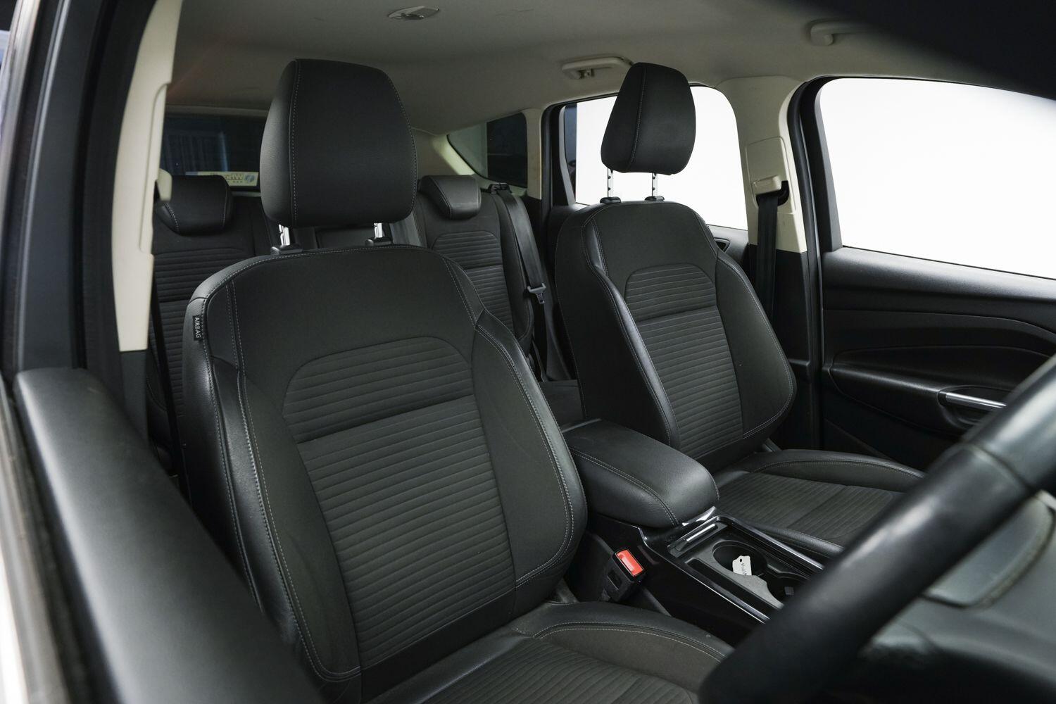 Ford Kuga view 11