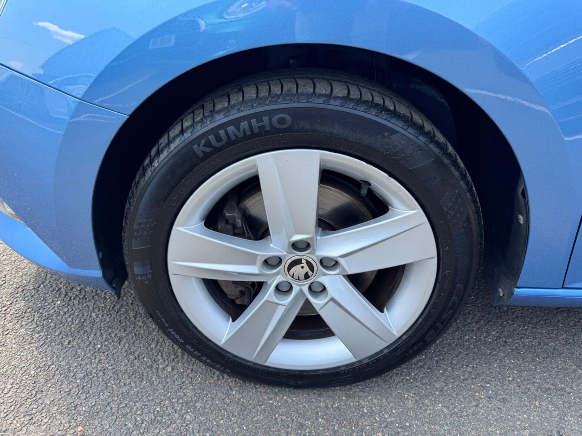 Skoda Fabia view 28