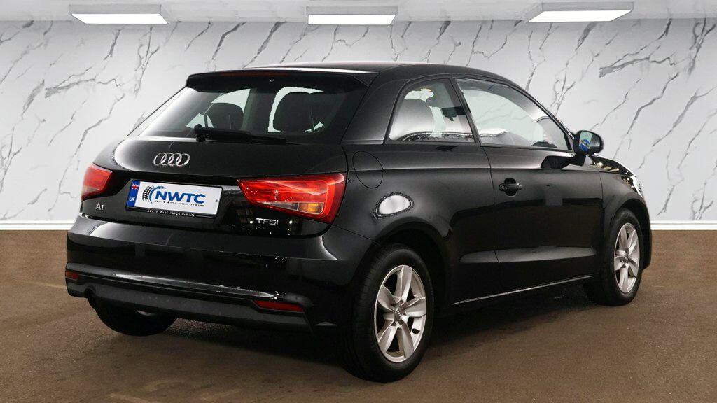 Audi A1 view 7