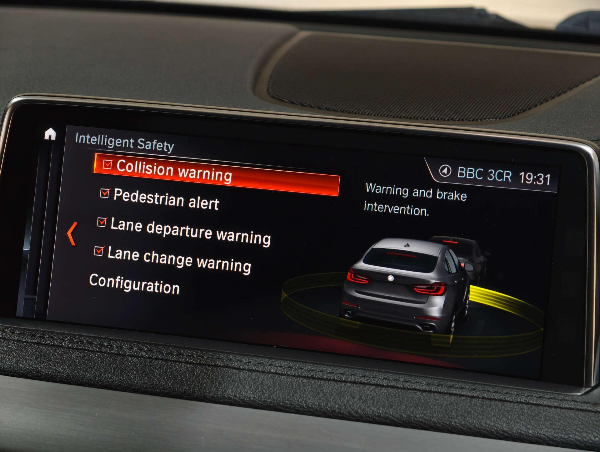 BMW X6 view 48