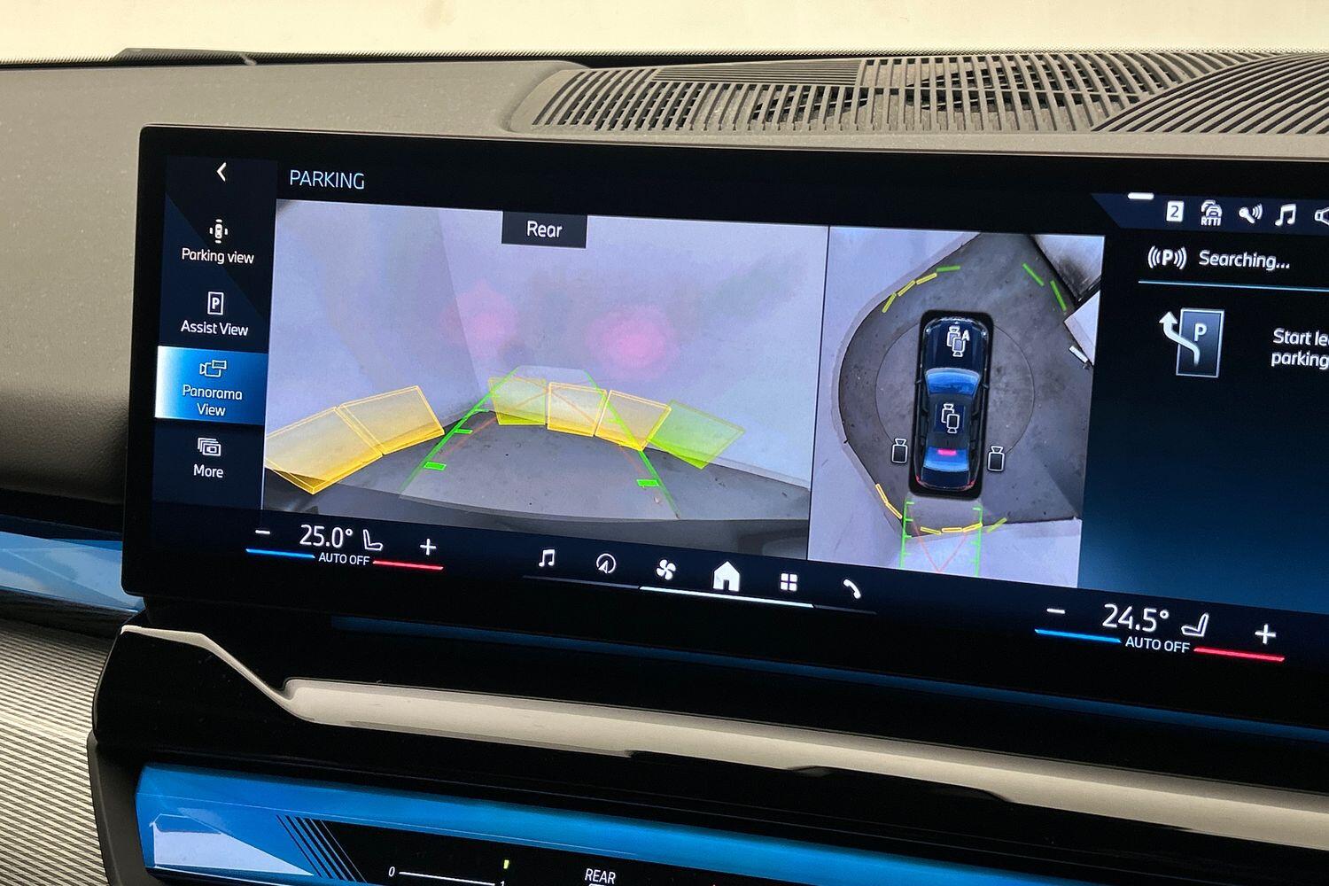 BMW i5 view 28