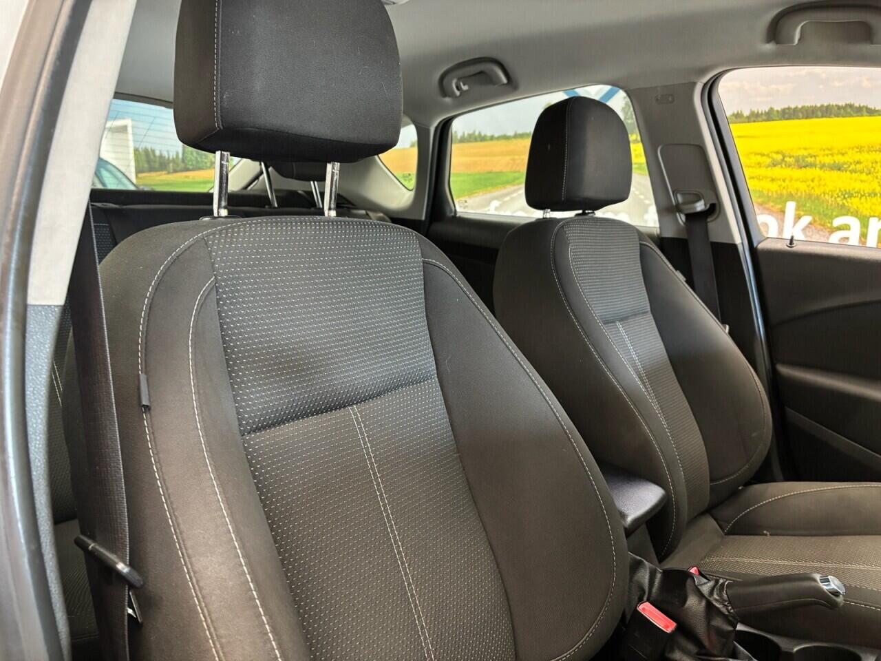 Vauxhall Astra view 15