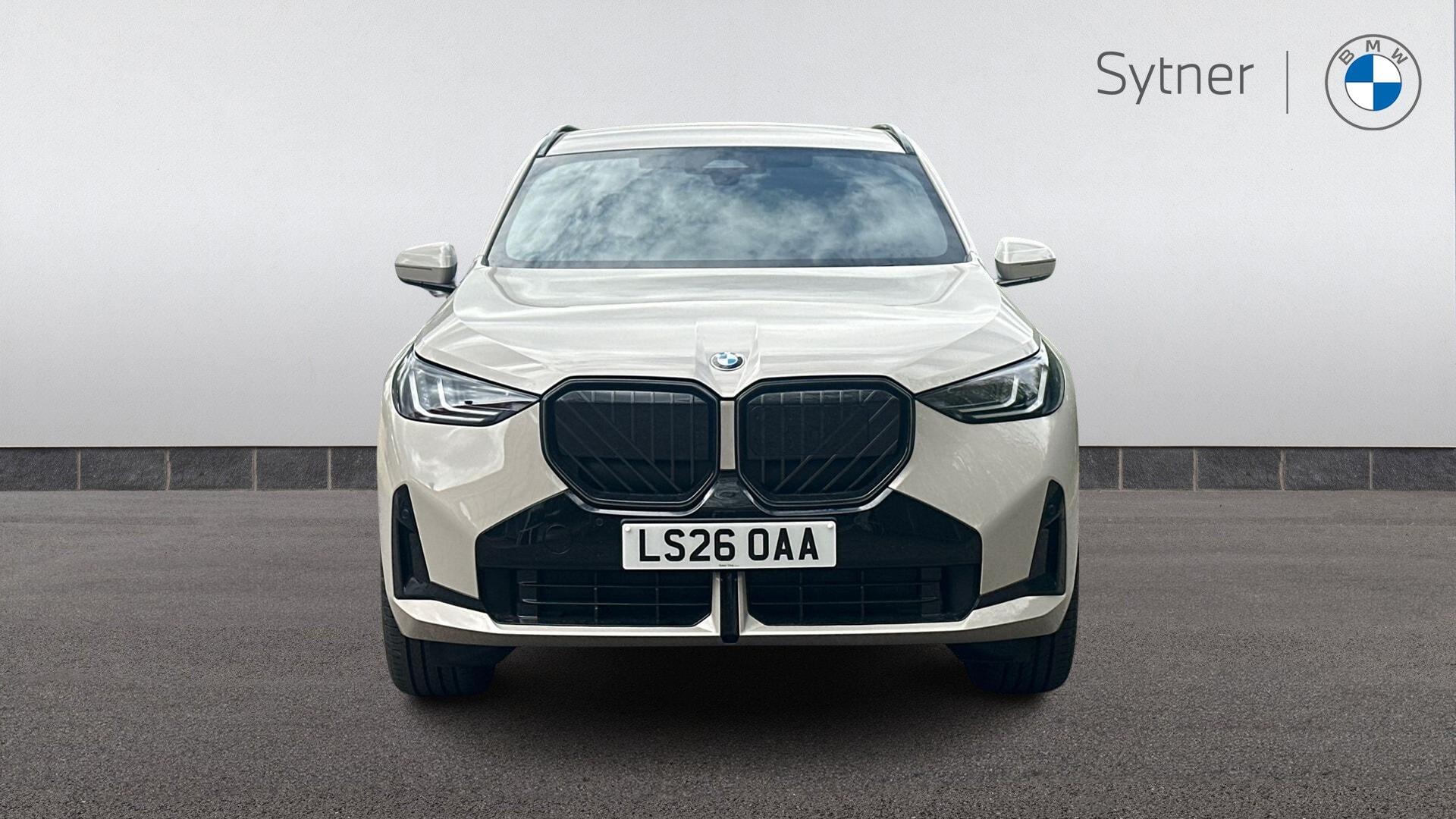 BMW X3 view 16