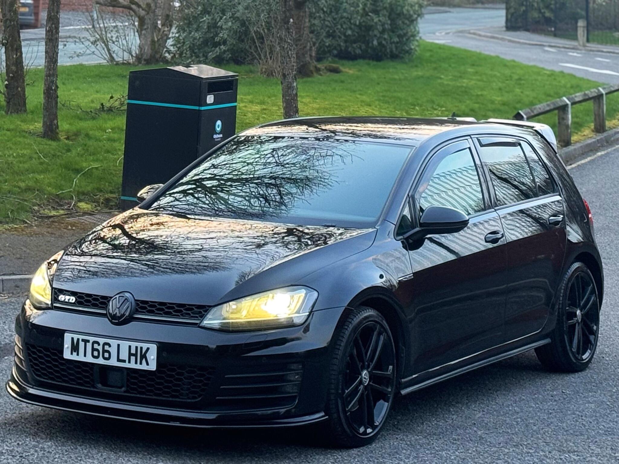 2016 Volkswagen Golf 2.0 TDI BlueMotion Tech GTD DSG Euro 6 (s/s) 5dr image 21