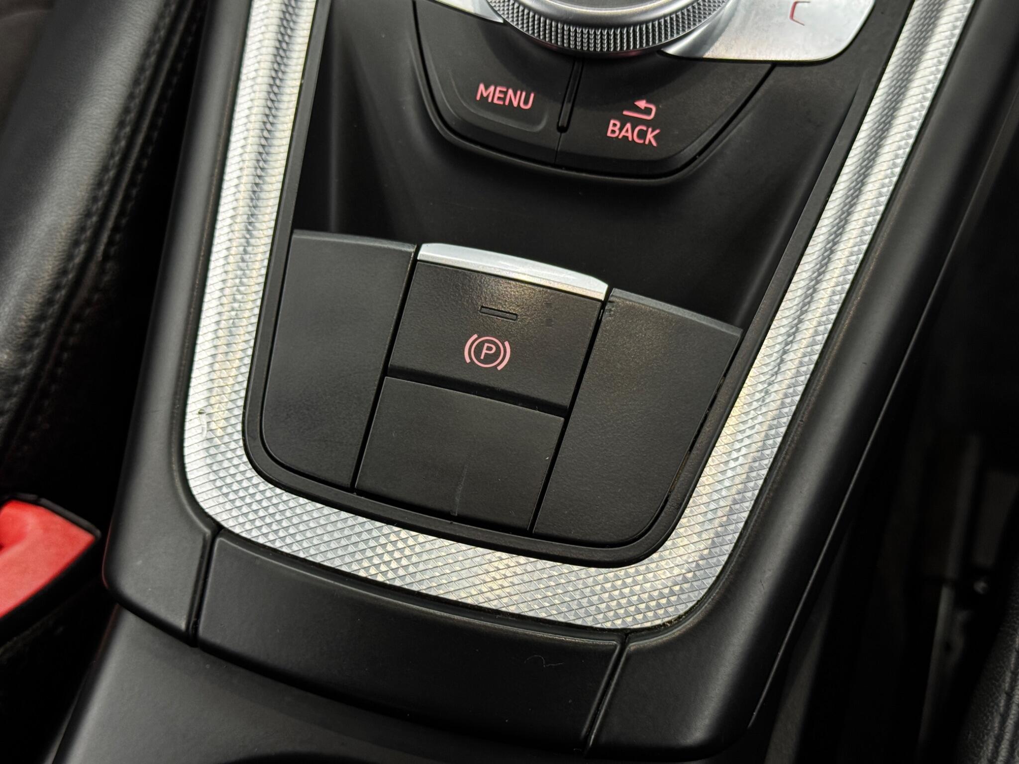 Audi TT view 27