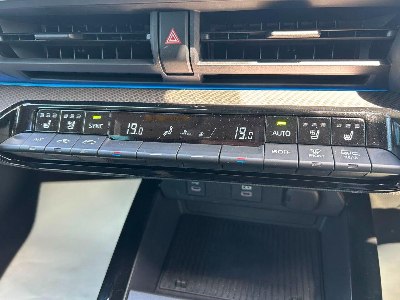 Toyota Prius view 49