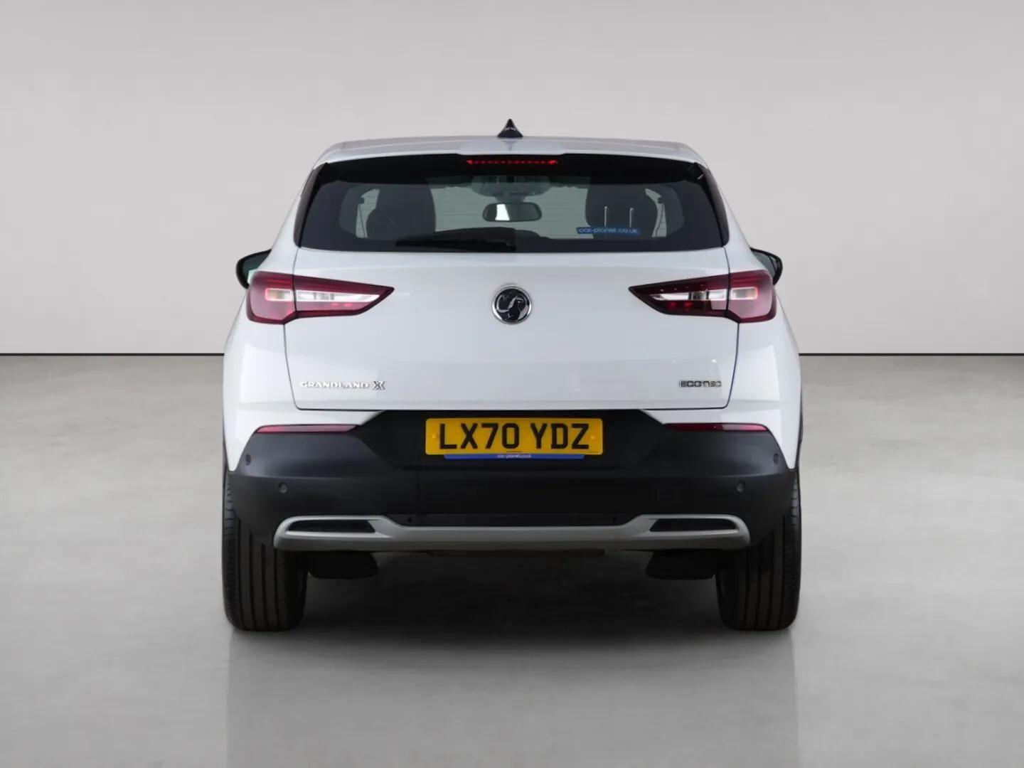 Vauxhall Grandland X view 7