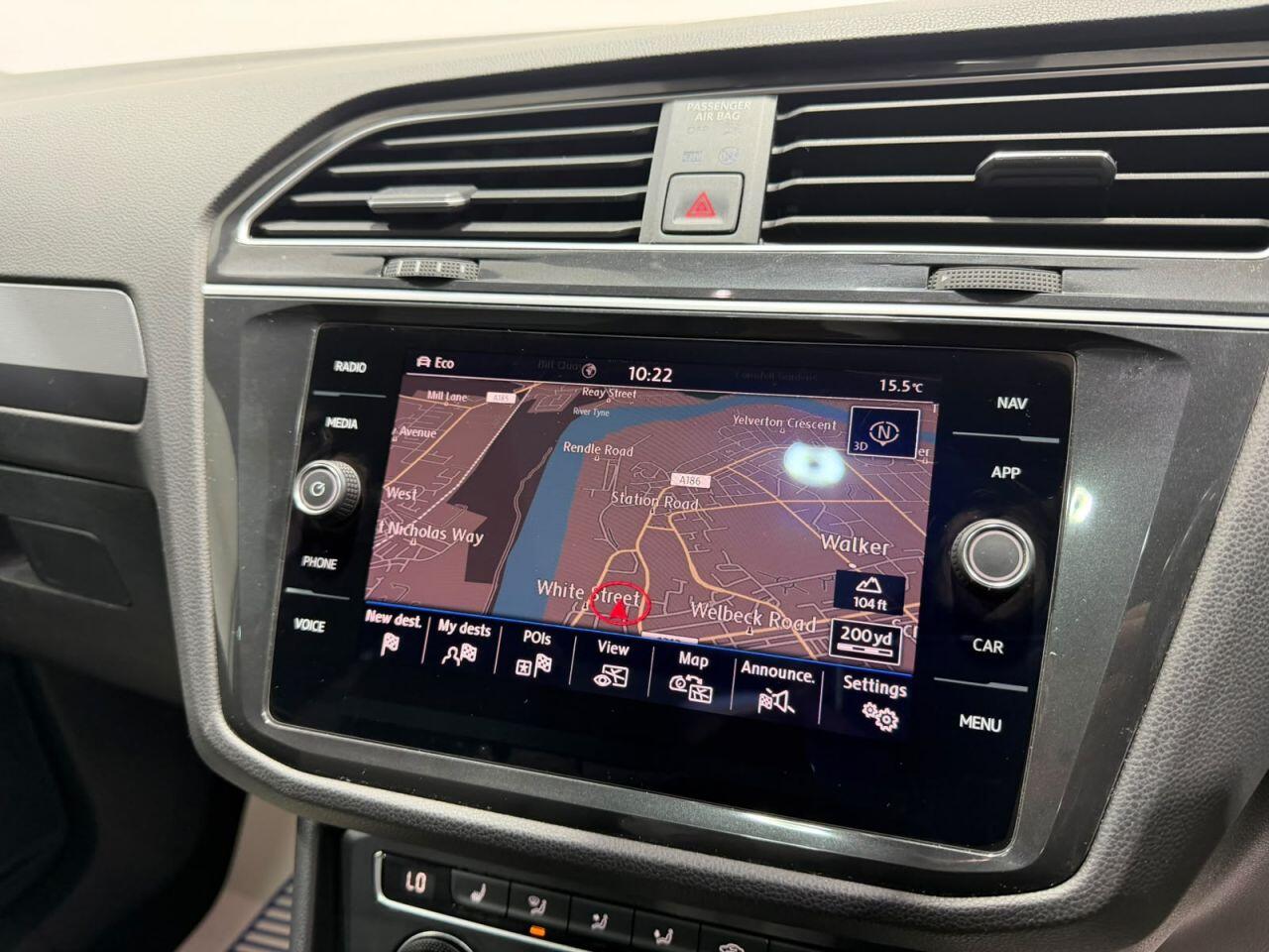 Volkswagen Tiguan view 23
