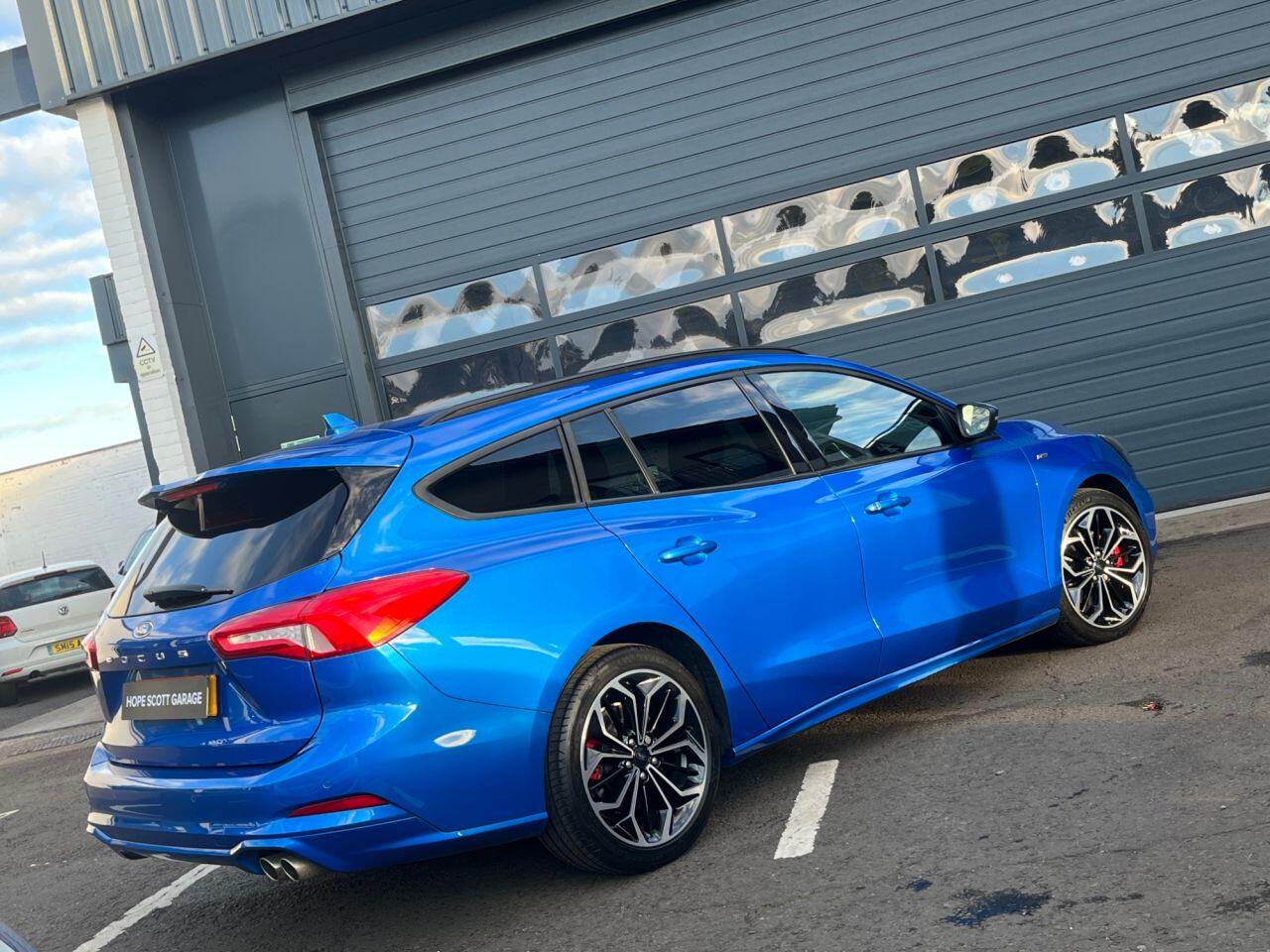 Ford Focus view 7