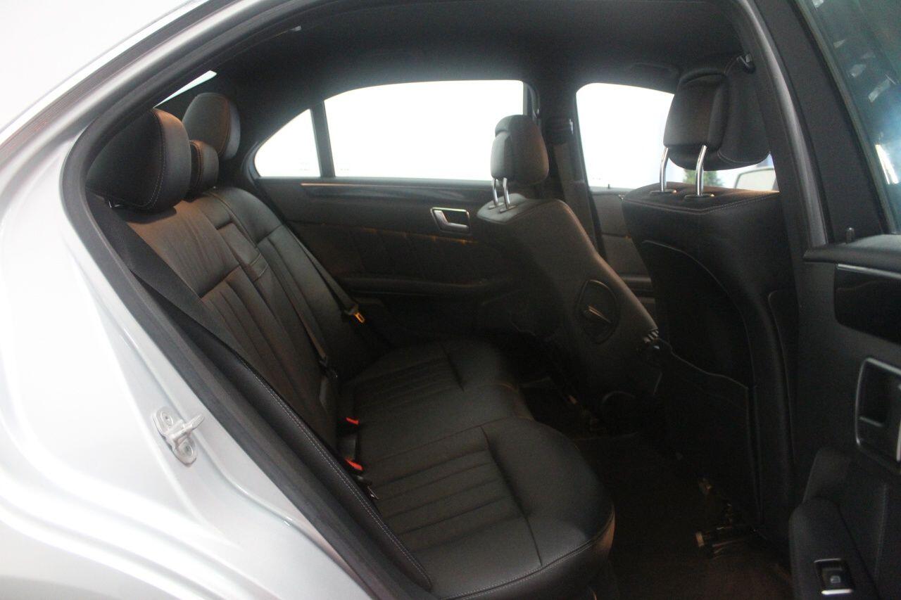Mercedes-Benz E-Class view 54