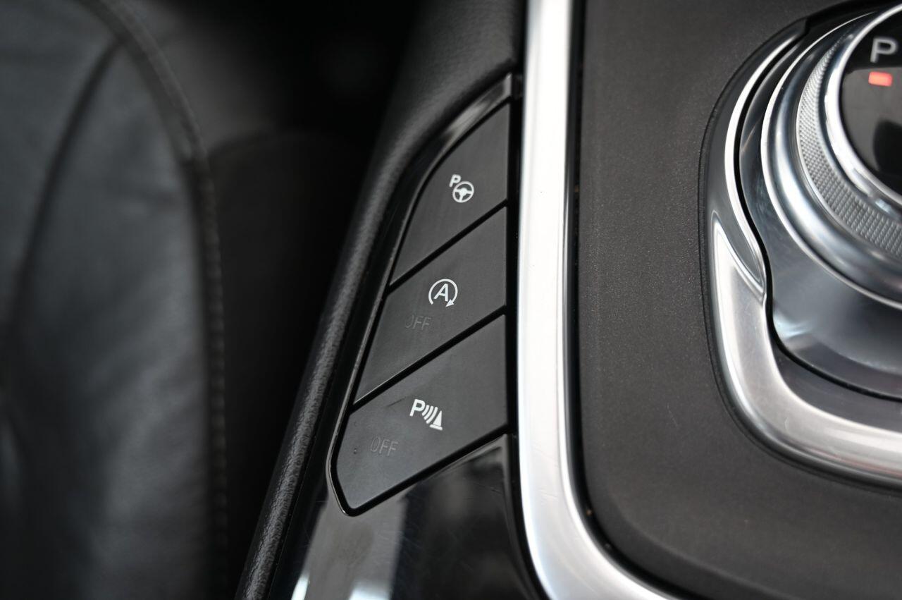 Ford Galaxy view 32