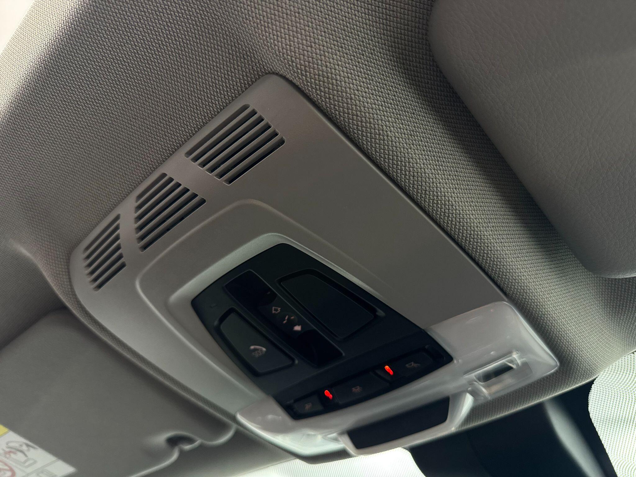 BMW X1 view 28
