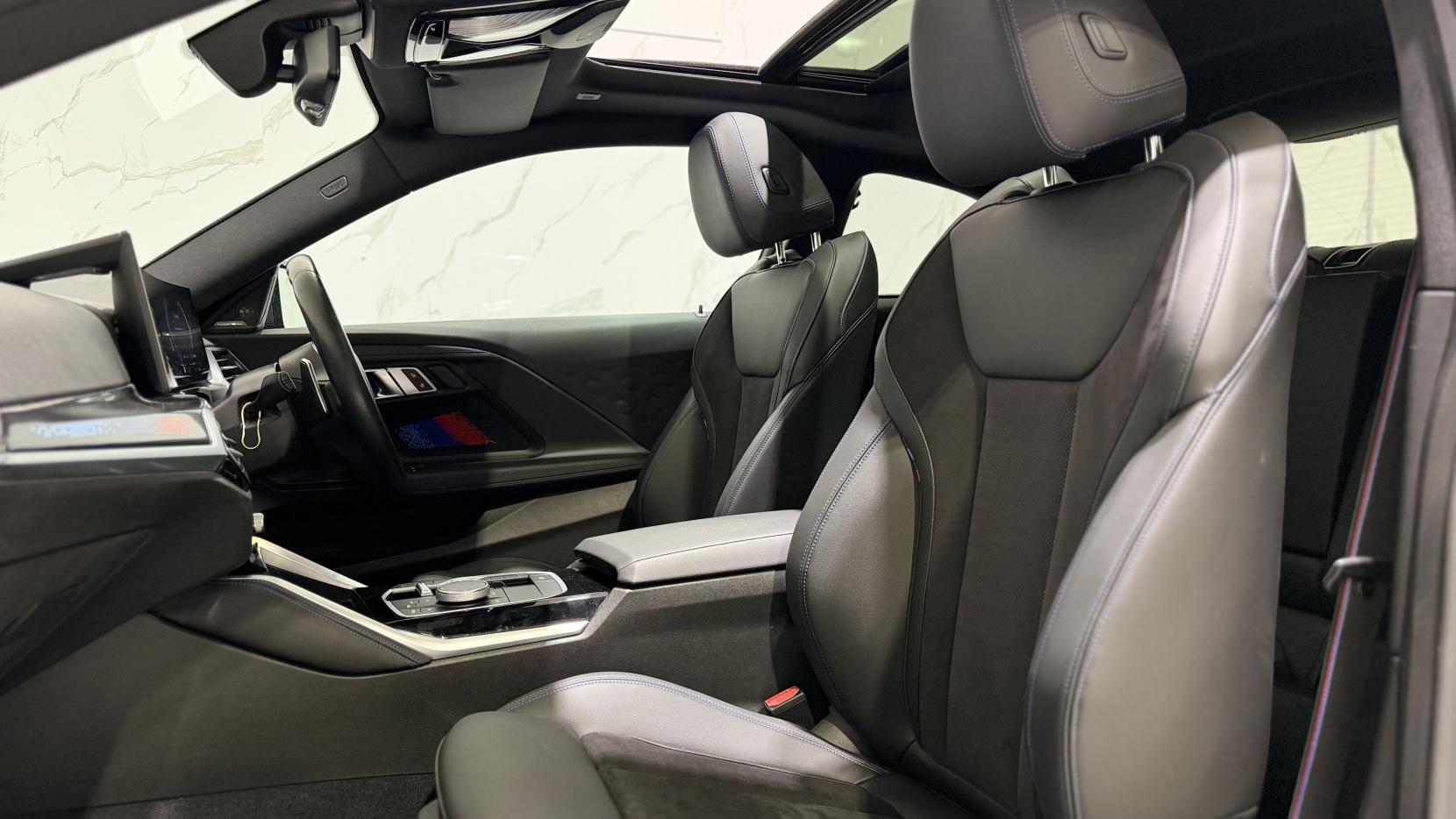 BMW 2 Series view 8