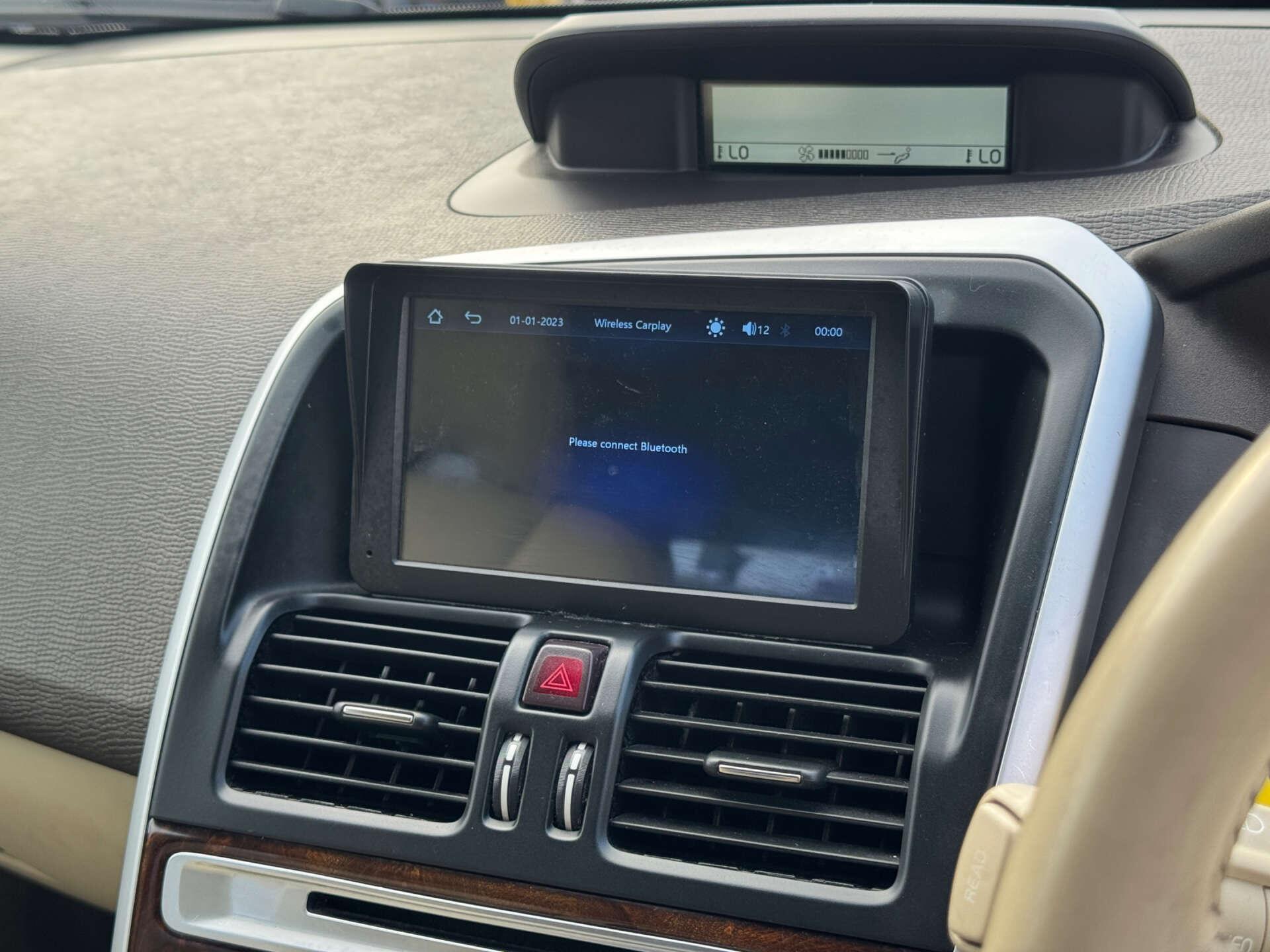 Volvo XC60 view 24
