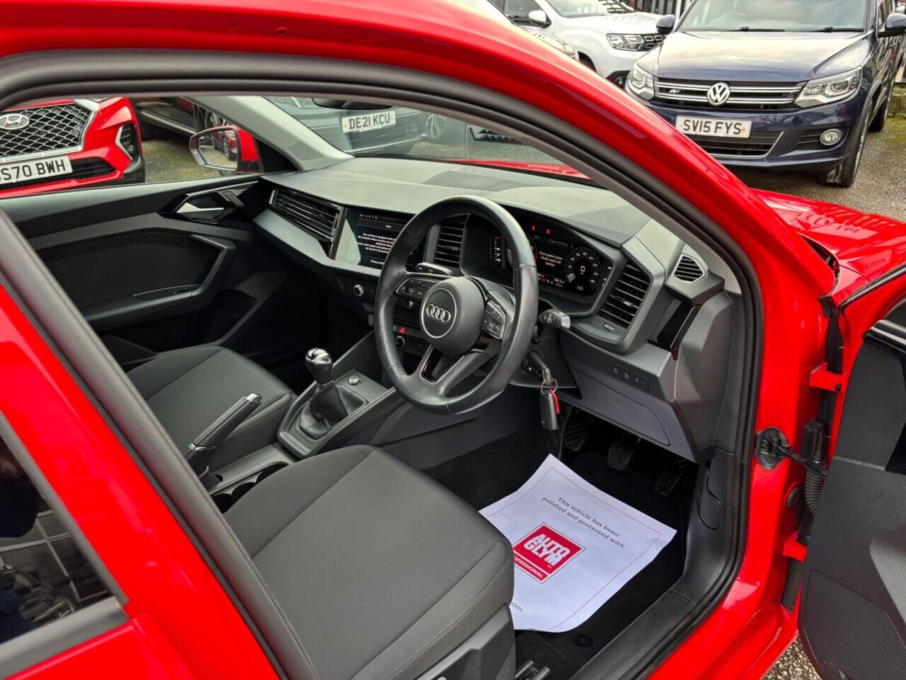 Audi A1 view 10