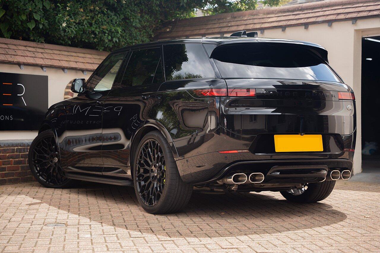 Land Rover Range Rover Sport view 5