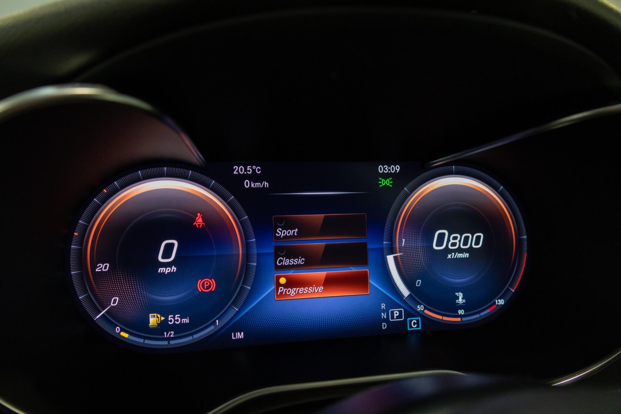 Mercedes-Benz GLC view 47