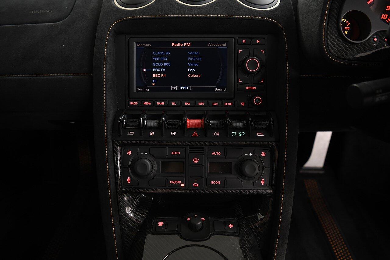 Lamborghini Gallardo view 19