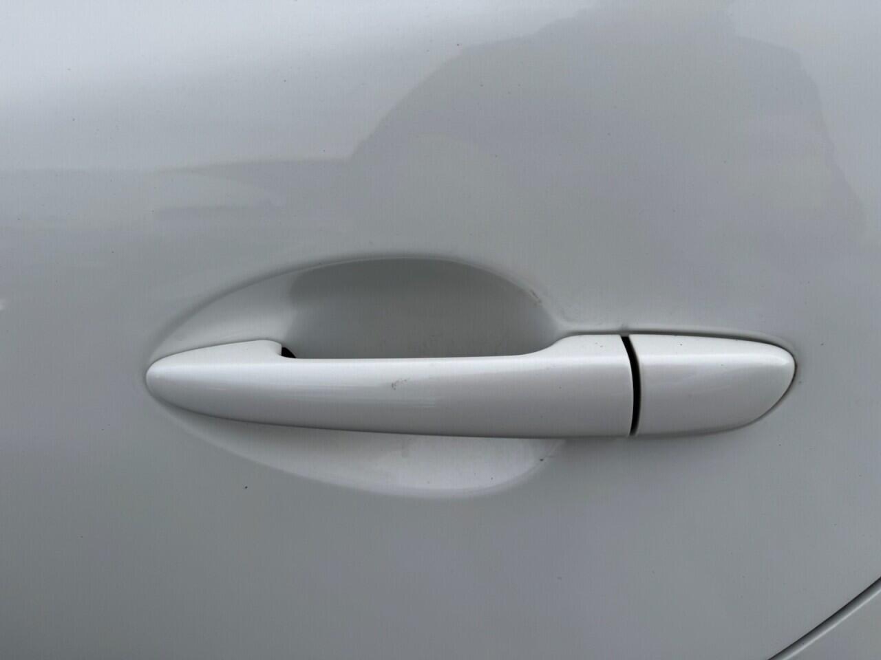 Mazda Mazda3 view 51