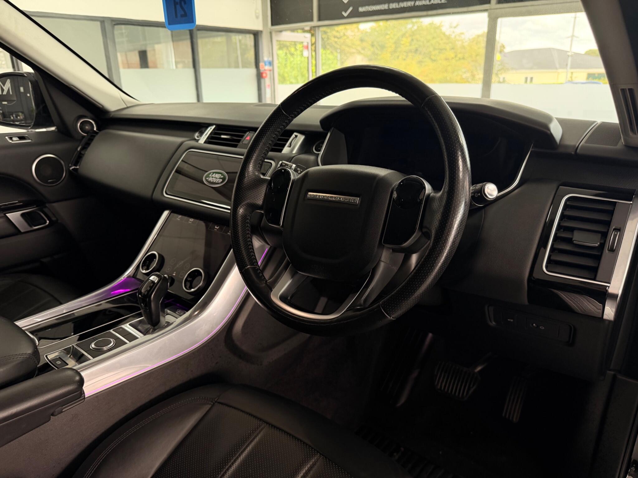 Land Rover Range Rover Sport view 11