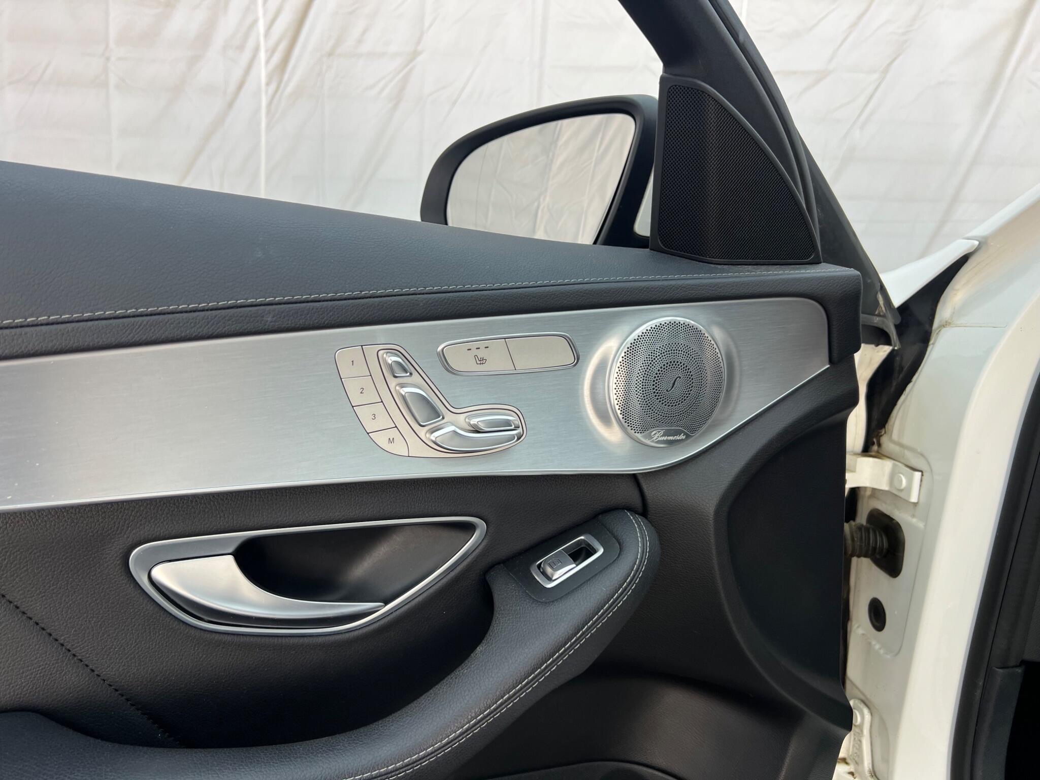 Mercedes-Benz C Class view 53