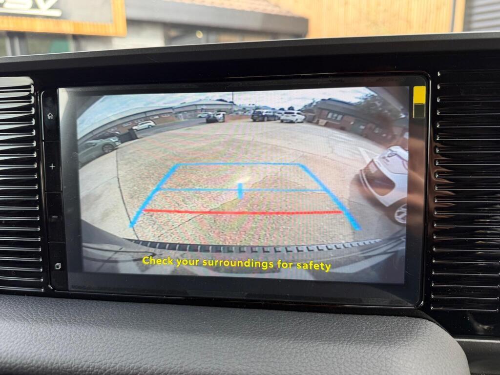 Toyota Land Cruiser view 31