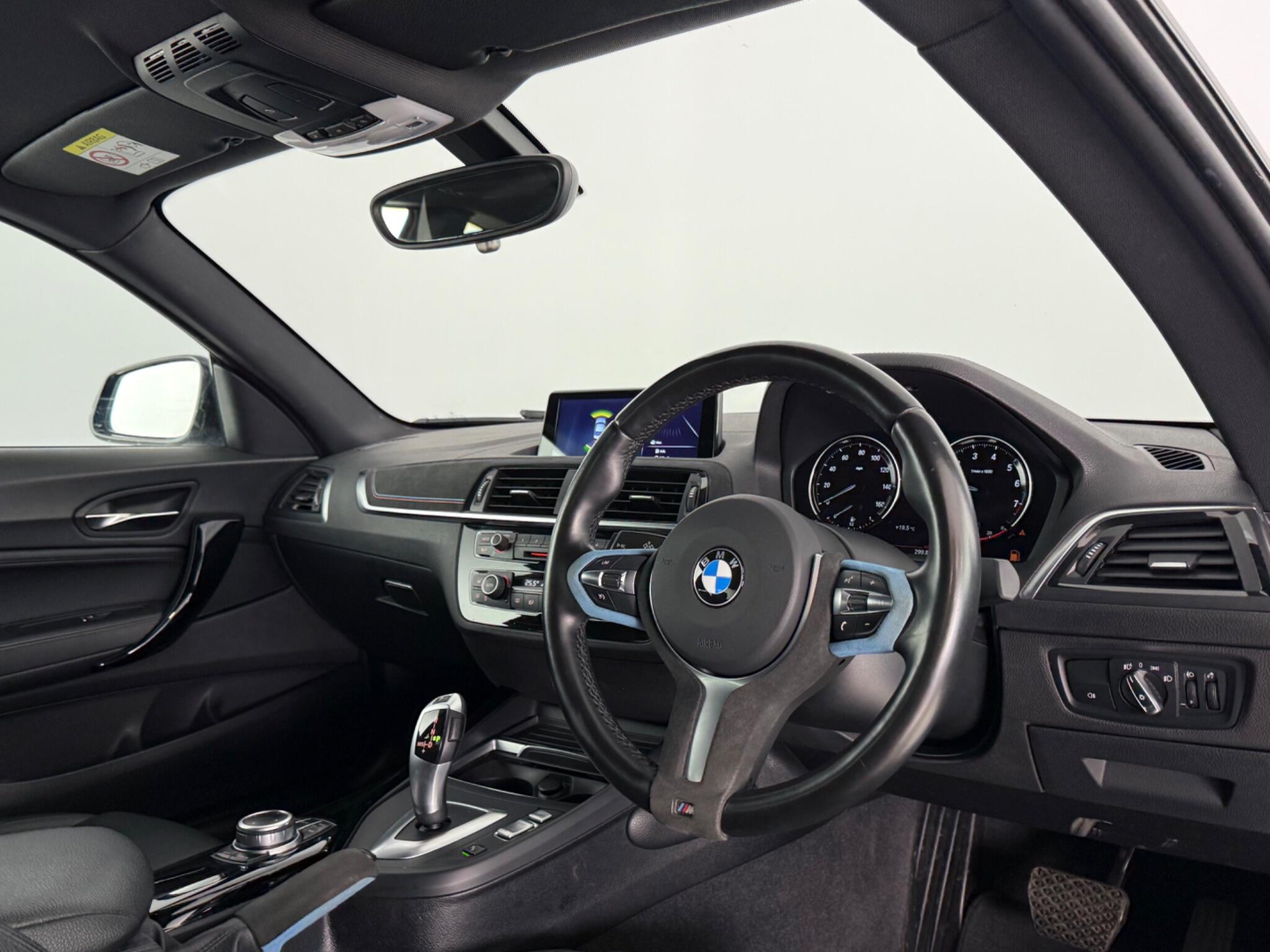 BMW 2 Series view 3