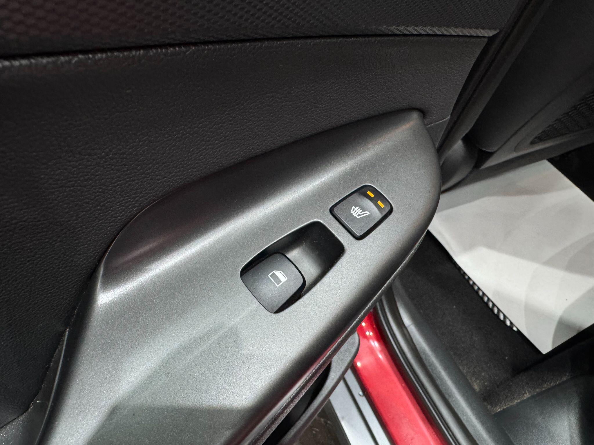 Hyundai Kona view 50