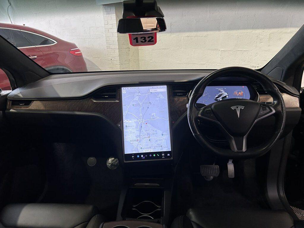 Tesla Model X view 36