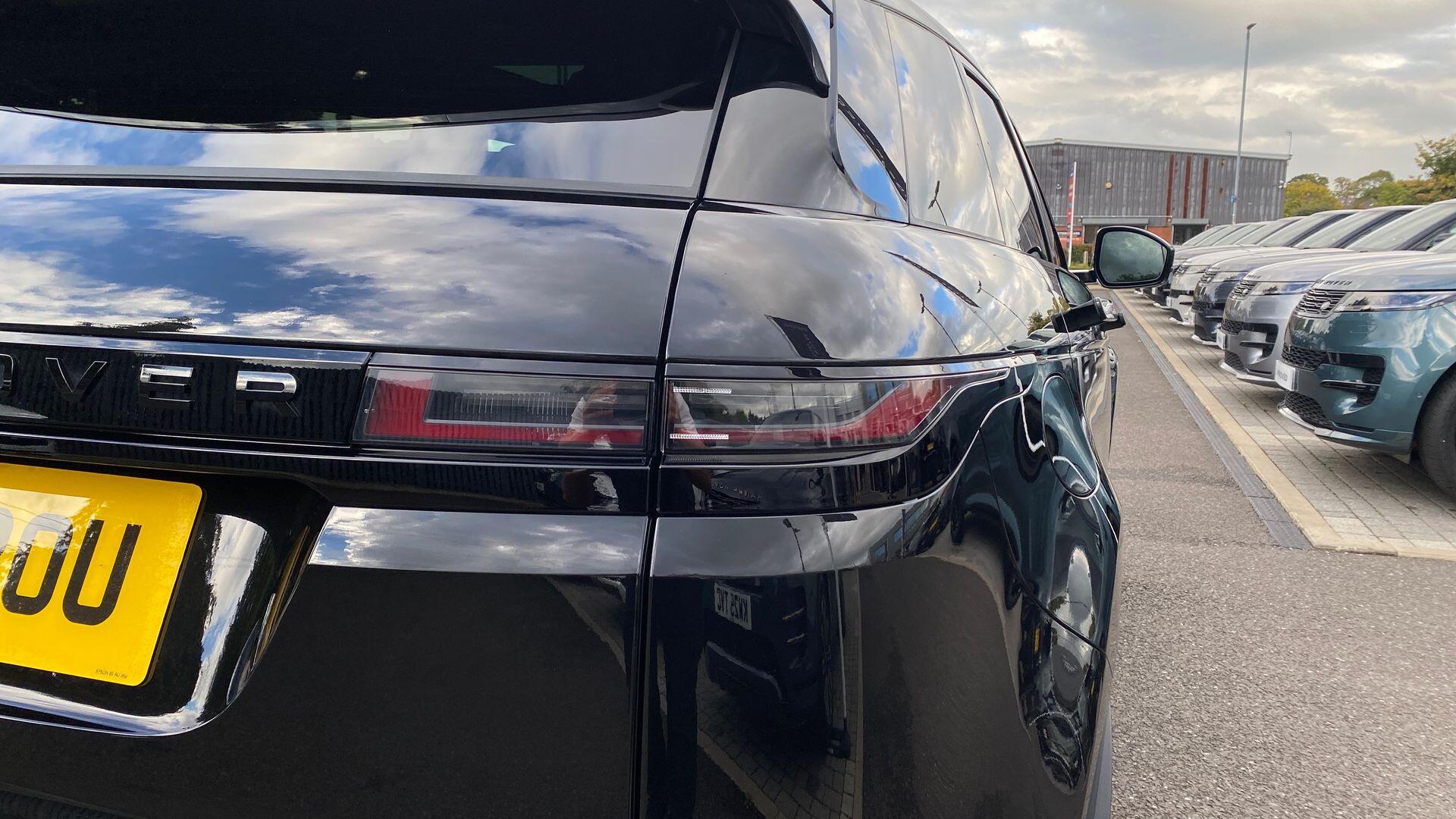 Land Rover Range Rover Evoque view 26