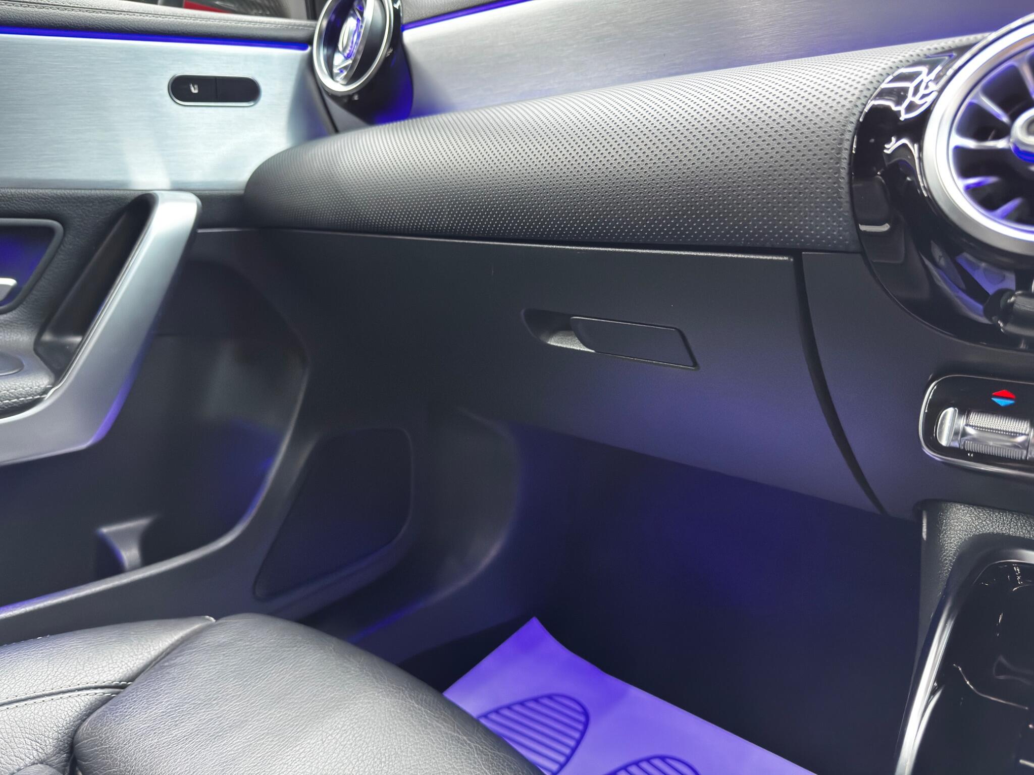 Mercedes-Benz A-Class view 43