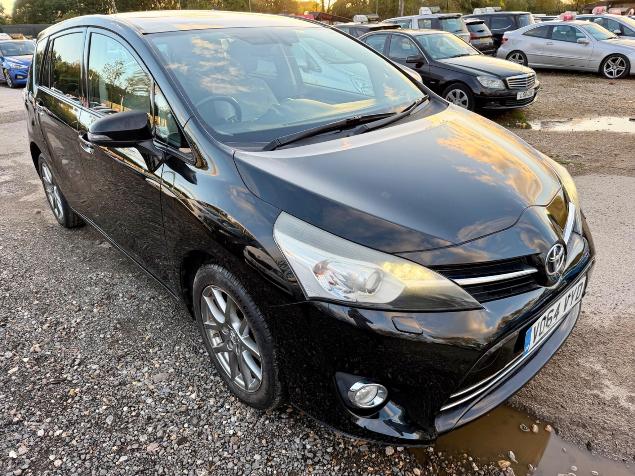 Toyota Verso view 6