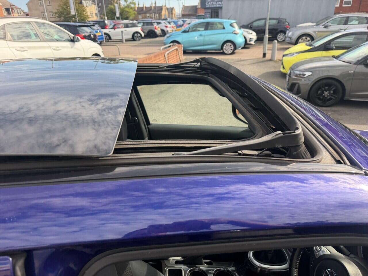 Nissan Juke view 24